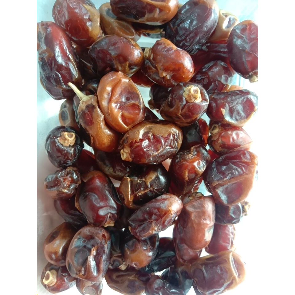 

Kurma Khalass kurma kecil panjang oleh - oleh haji dan umroh makanan kesehatan khas arab