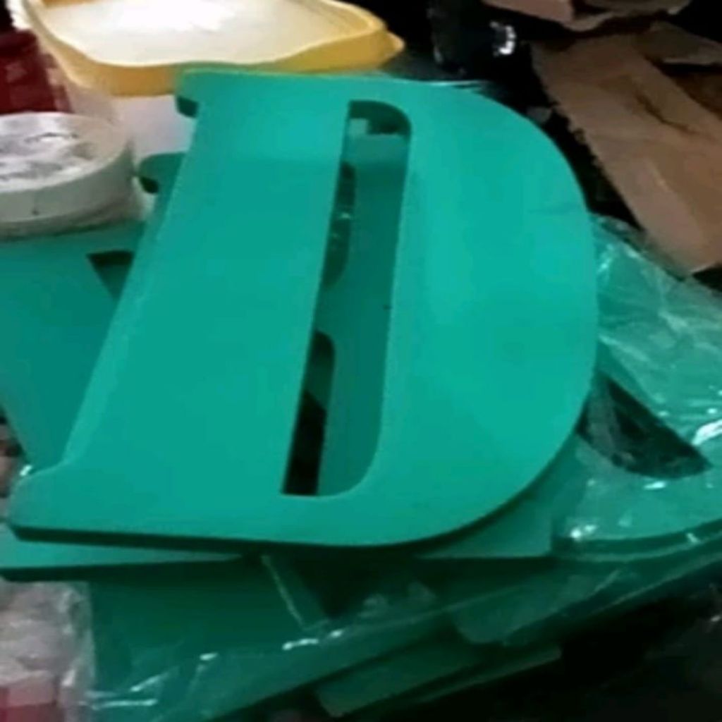

Abjad Spon Ati Spon Papan Bunga Abjad Huruf A-Z tggi 15cm Ketebalan Bahan 10mm Huruf Alfabet