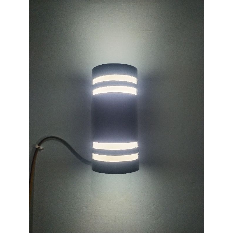 LAMPU DINDING MINIMALIS / LAMPU HIAS / LAMPU TEMPEL DINDING / LAMPU TERAS MINIMALIS / LAMPU TIDUR
