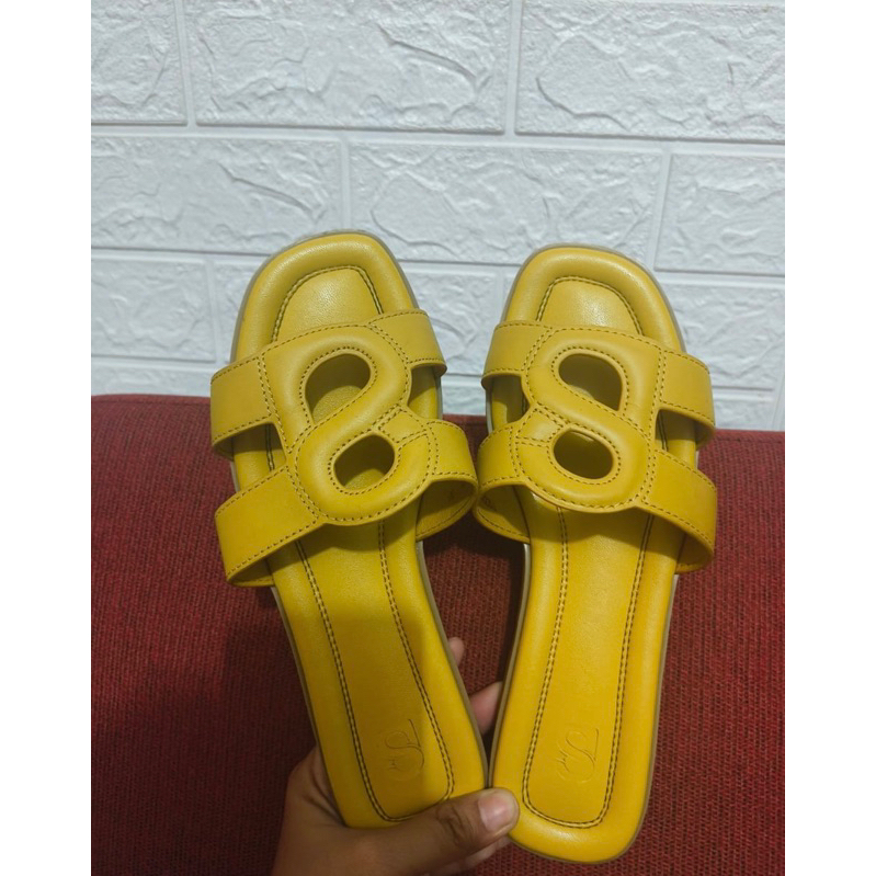 kefi sandal buttonscarves