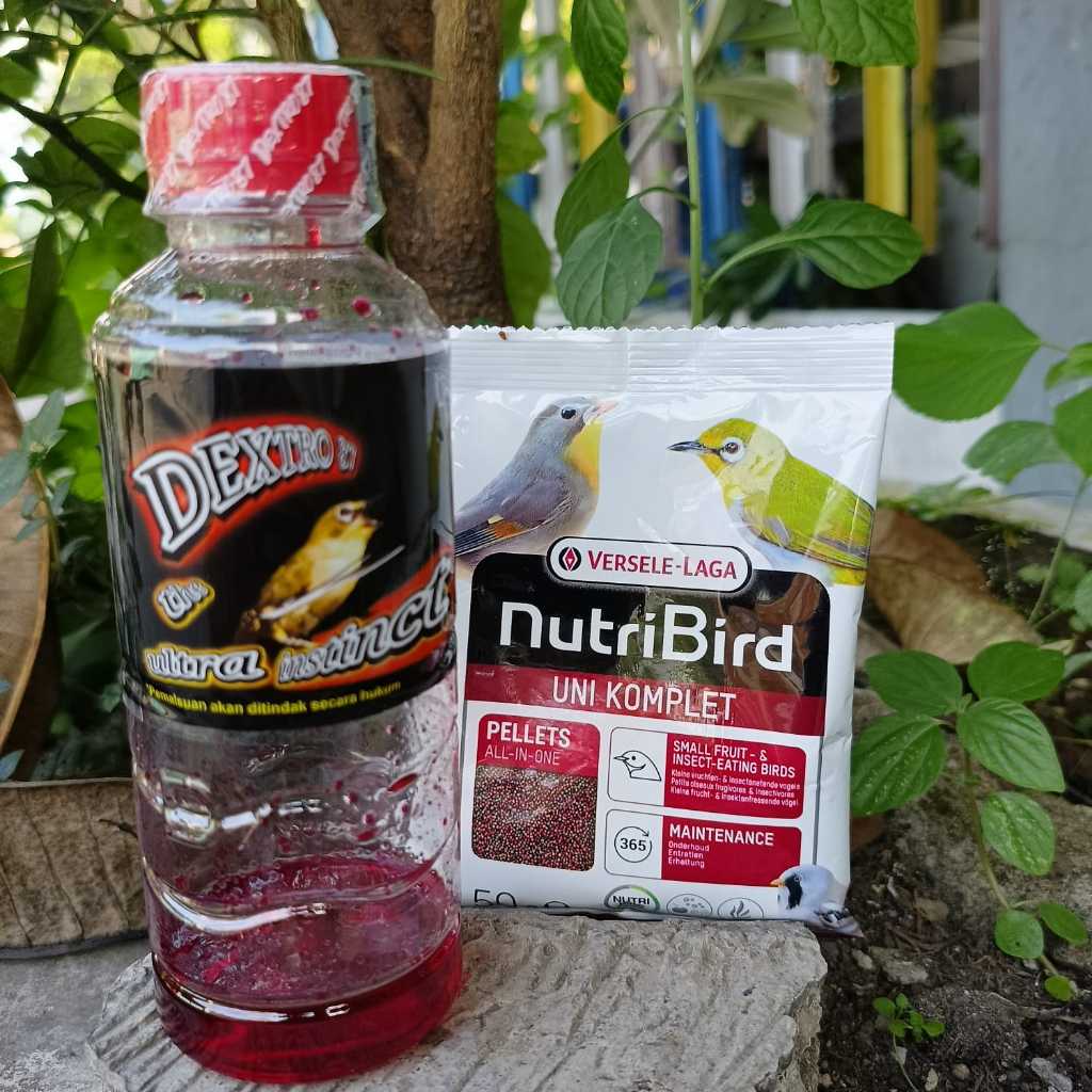 Paket Nutribird Uni kemasan 50 gram dan Dextro 87 untuk burung pleci supaya lebih gacor