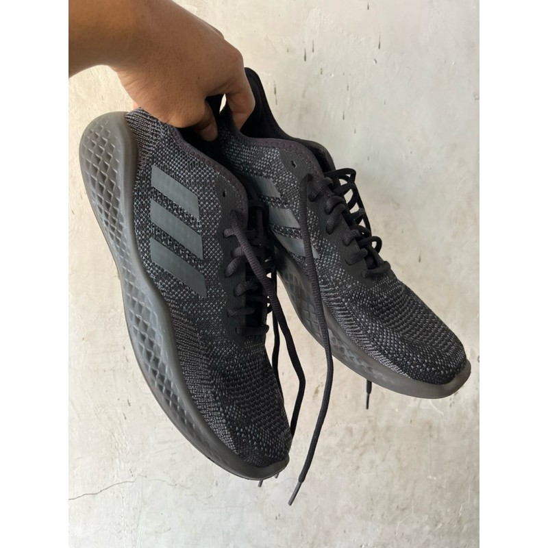 Sepatu Bekas Branded