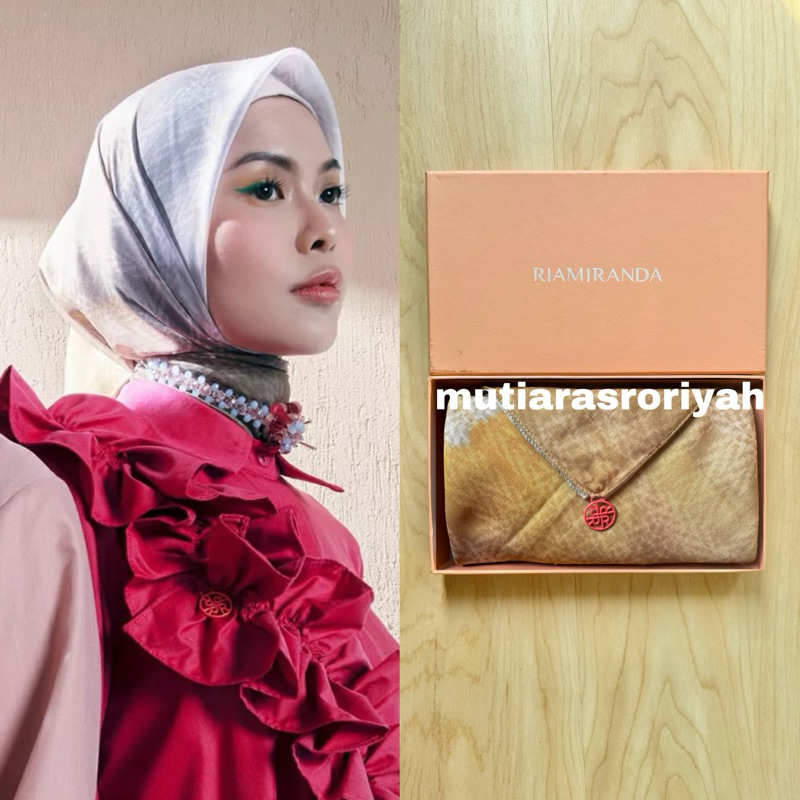 READY STOCK Ria Miranda Scarf Lura Mustard White Pastel Rainbow Gradasi Riamiranda Jilbab Kerudung s