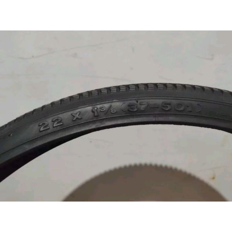ban luar sepeda atau kursi roda 22 x 1 3/8 swallow hitam