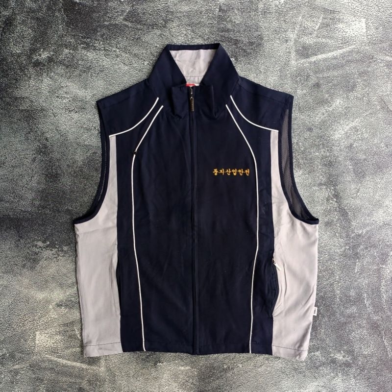 vest t buc brand