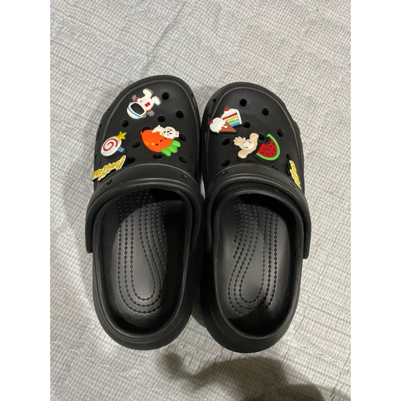 PRELOVED SENDAL CROCS WEDGES