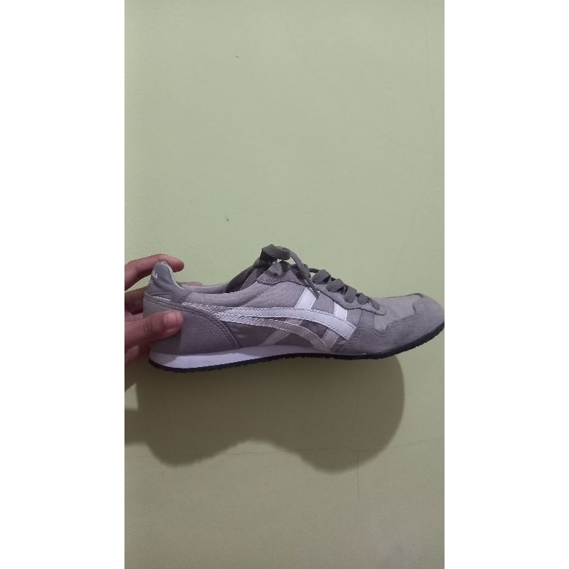 Onitsuka Tiger Serrano Size 39-Preloved