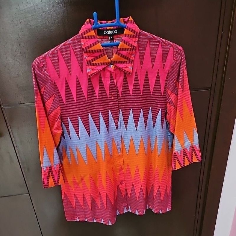 PRELOVED-BATEEQ-Kemeja batik wanita  uk.S