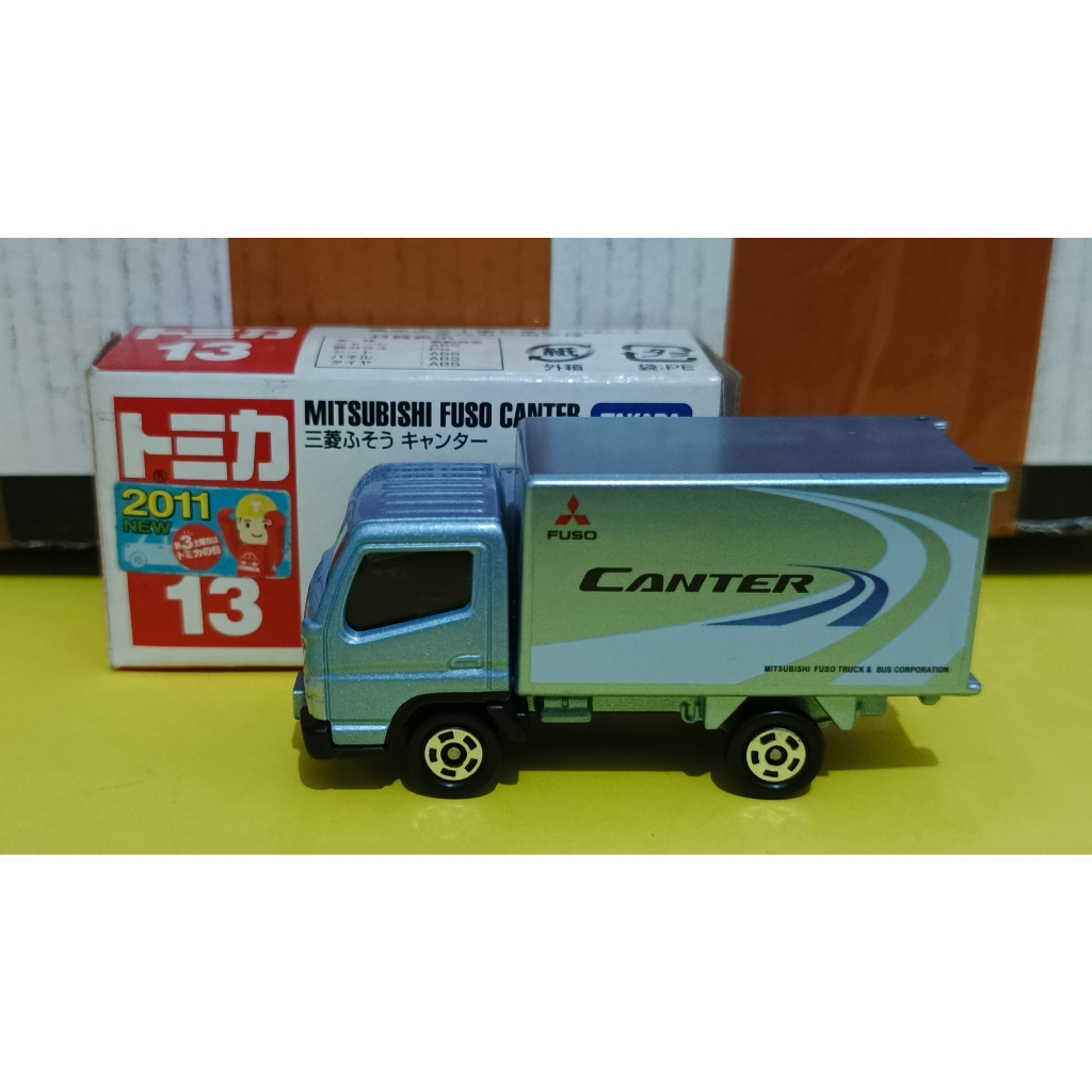 Tomica 13 MITSUBISHI FUSO CANTER