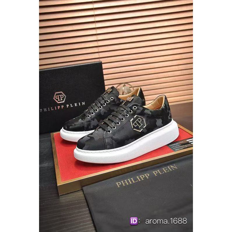 Philipp Plein Sepatu Sneakers Hitam