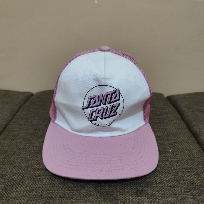 Topi Trucker Santa Cruz Pink Original Caps