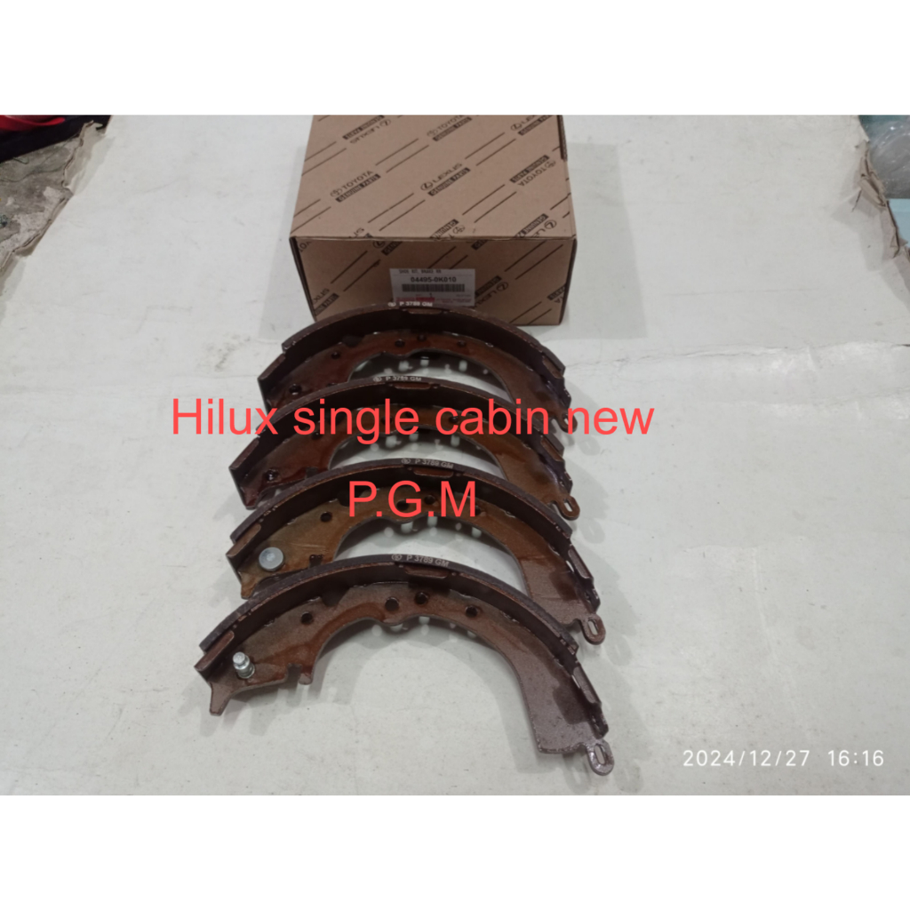 Kampas rem Belakang Brake shoe rear Toyota Hilux single cabin 2012