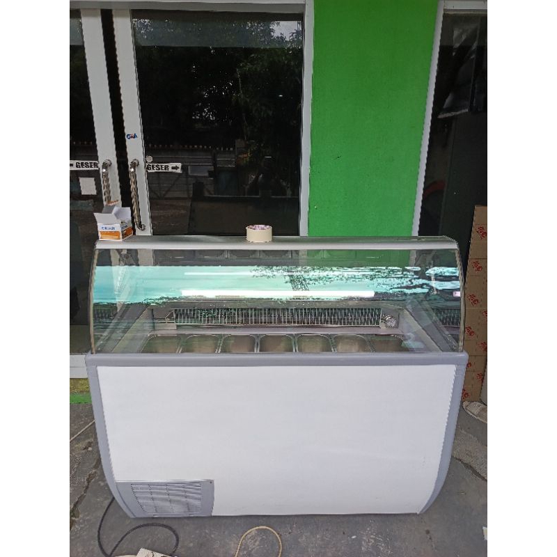 showcase Gelato 7 bin second