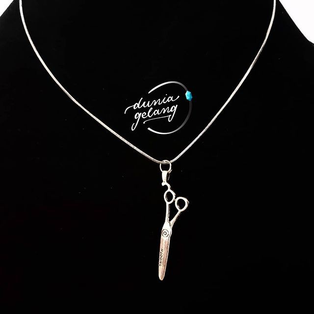 Kalung Titanium Gunting Silver Sirkon Berkilau Anti Karat Tidak Luntur Tahan Air / Kalung Wanita Pri