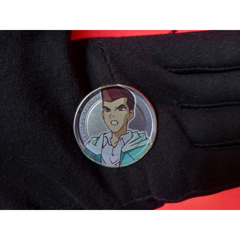 Mainan Tazos Yu-Gi-Oh Metalix 2.0 Silver : TRISTAN TAYLOR (nomor 36)