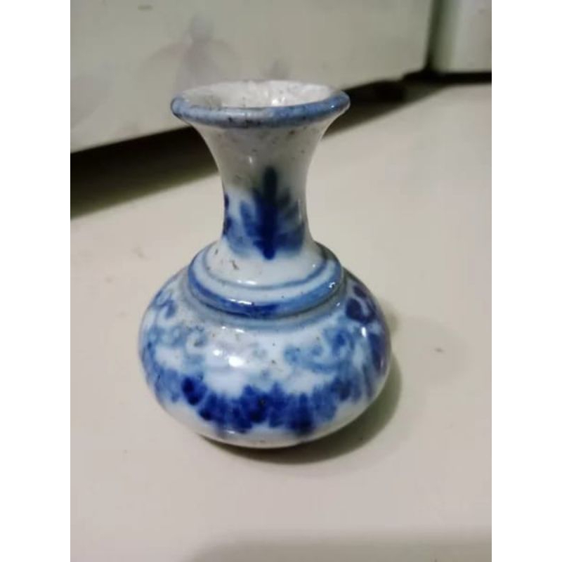 Guci antik china porselen.Guci pot kuno biru putih.mulus