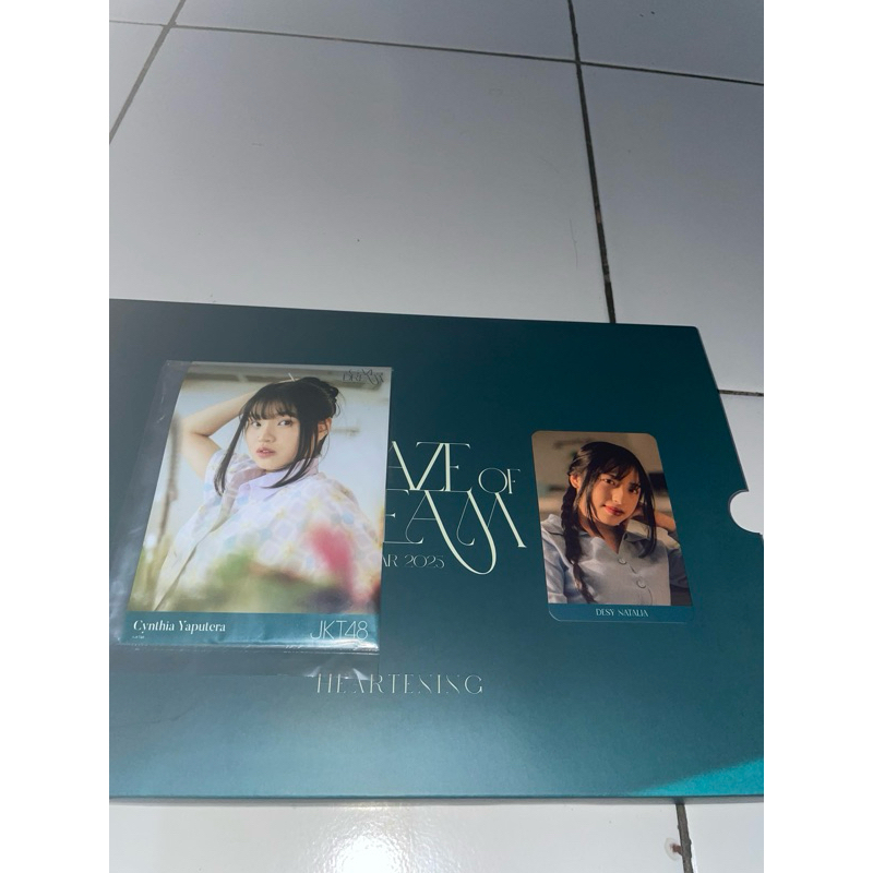 photopack photocard calendar jkt48 2025 daisy cynthia