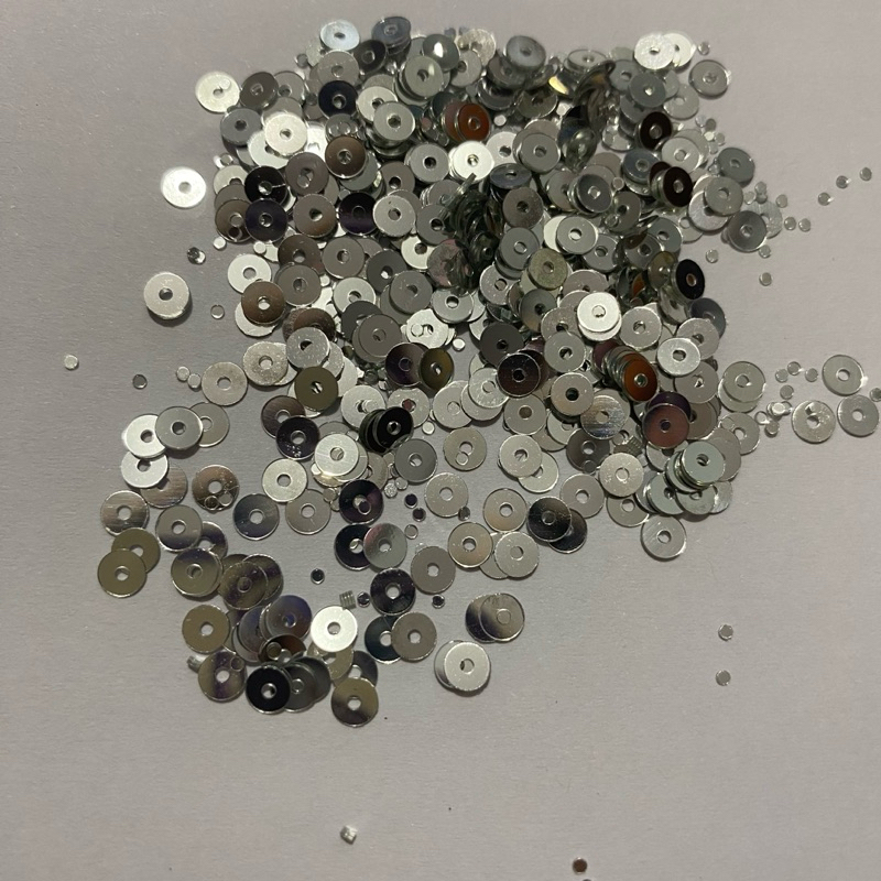 Mote piring bulat/payet mute 4mm (10gr)