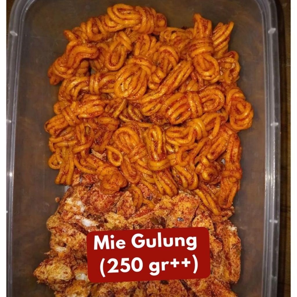 

Cemilan Kalimantan Samarinda Mie Gulung Mie Lidi Pedas Daun Jeruk Original 250 gr