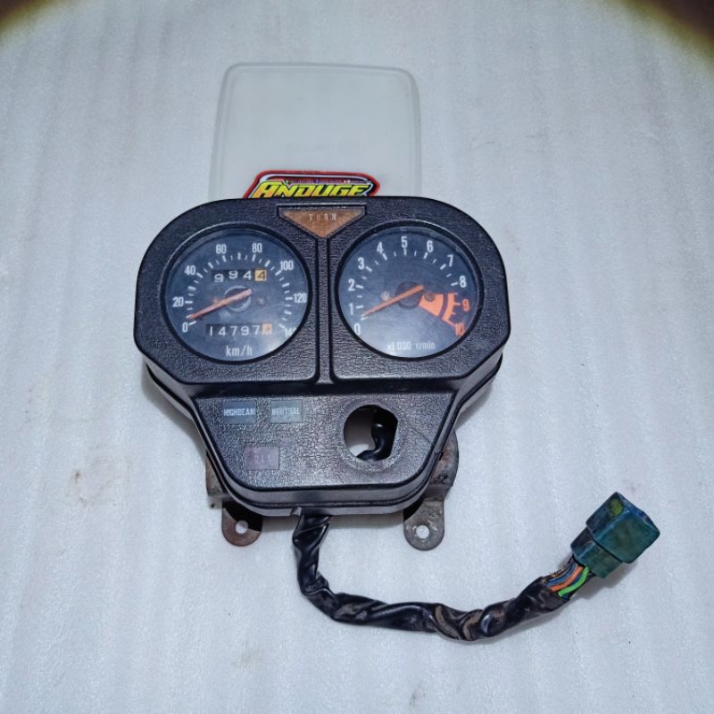 spido spedo spidometer spedometer speedometer odometer gauge motor Suzuki TS 125 TS125 Oryginal seco