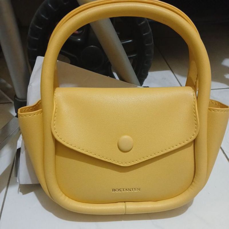 tas bostante warna kuning