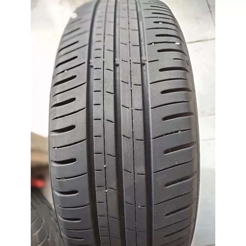 Ban Mobil Copotan Merek bridgeston/dunlop Ukuran 195 60 R16 Second Tubles Ring 16