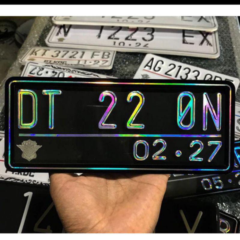 PLAT MOTOR MIKA KARBON HITAM//PLAT MOTOR HITAM//PLAT MOTOR VARIASI//PLAT MOTOR MIKA KARBON