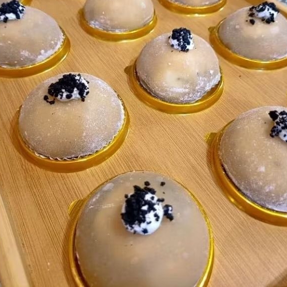 

Daifuku Mochi Cookies and Cream