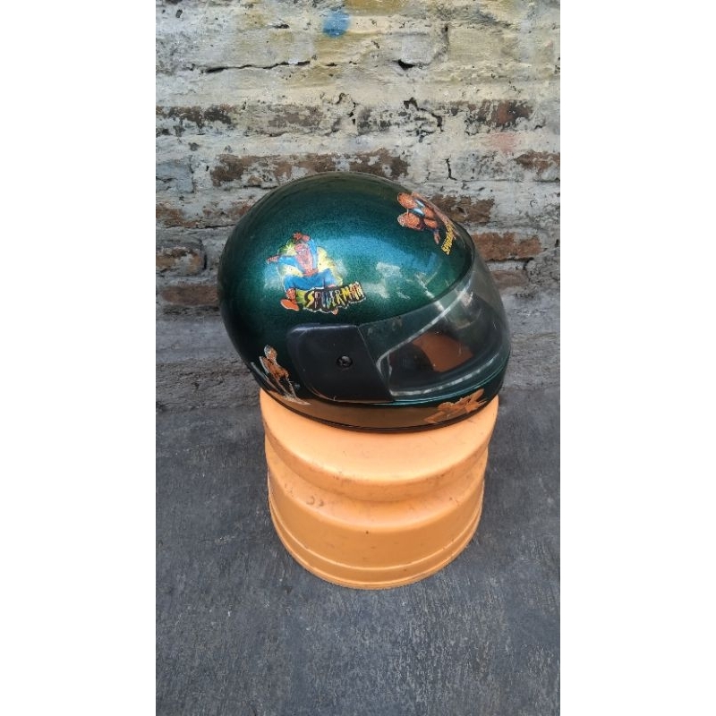 helm Cakil jadul anak kecil