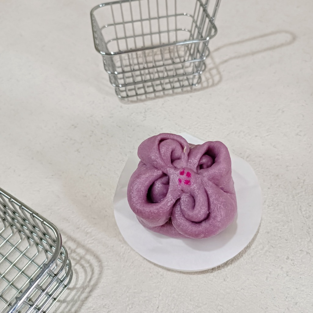 

BAKPAO BOSQ - UBI UNGU KELAPA