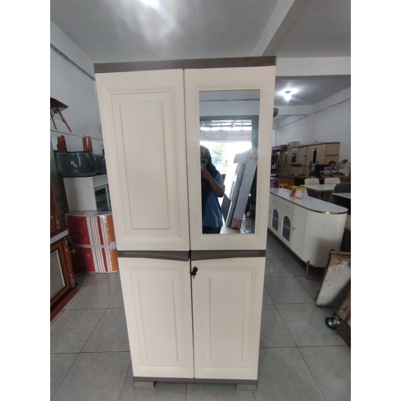 Lemari pakaian plastik Olymplast 2 pintu