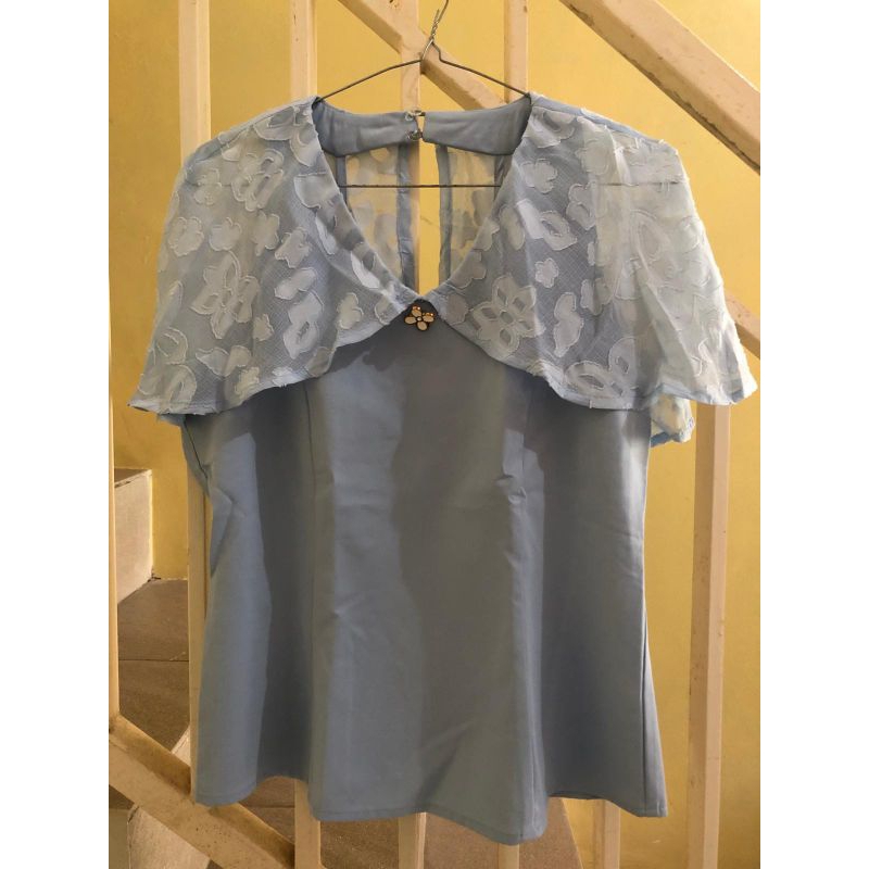 Blus Wanita Lengan Pendek