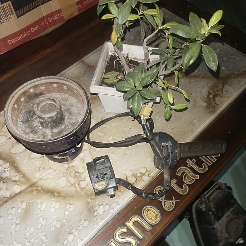 holder kanan kiri normal satria Fu