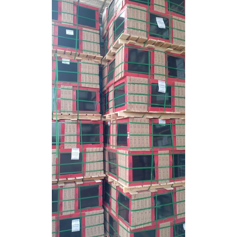 KERAMIK LANTAI 40X40 PUTIH POLOS / HITAM POLOS KW1