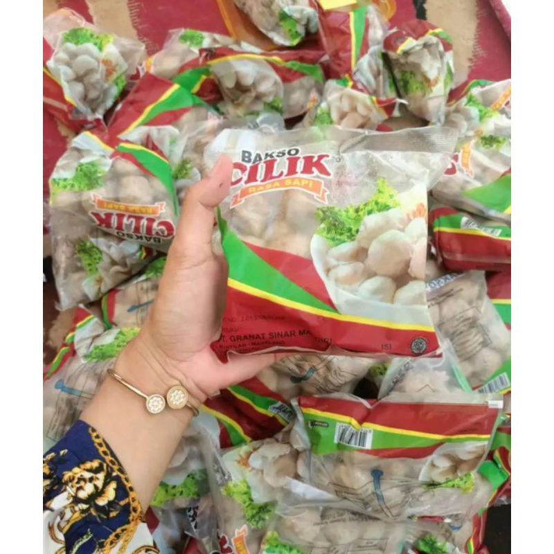 

bakso cilik isi 20pcs dalam 1 bungkus bakso sapi