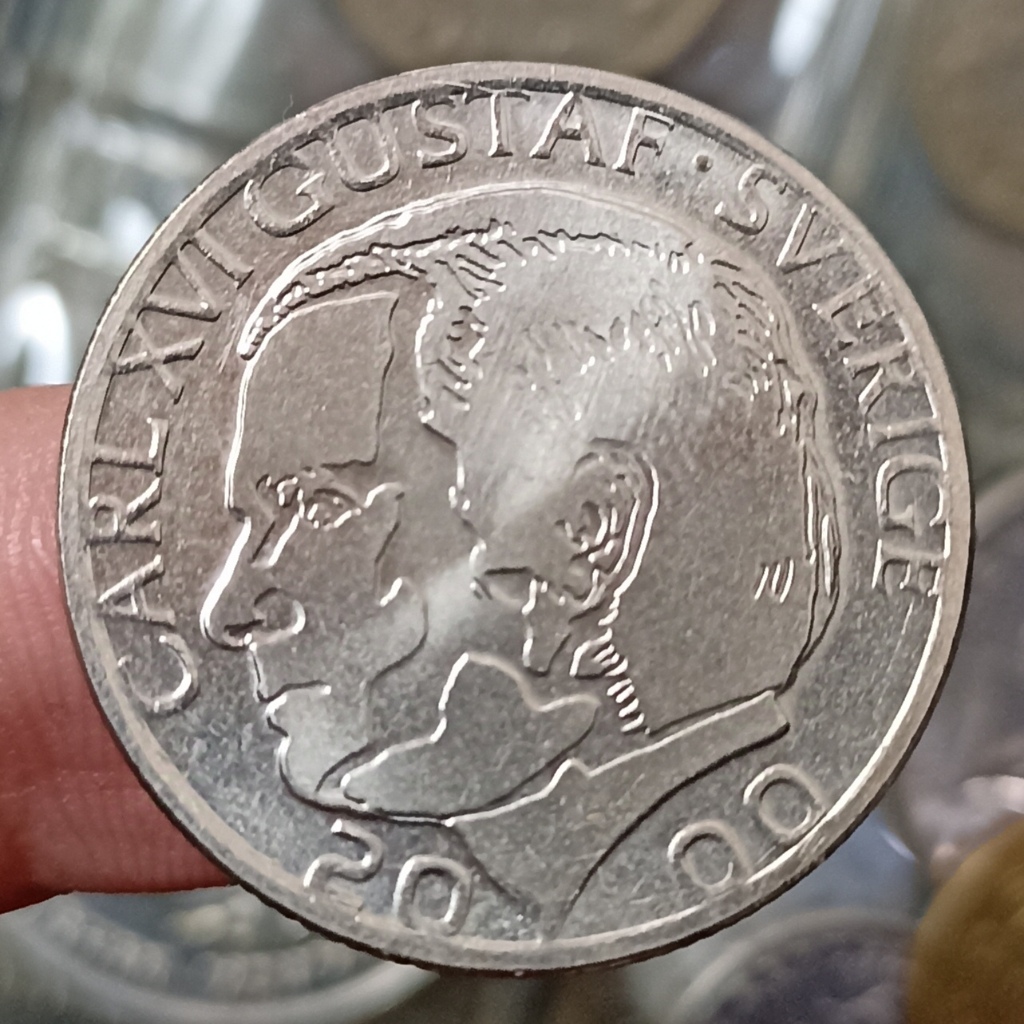 Koin Kuno Swedia 1 Krona - Carl XVI Gustaf Tahun 2000