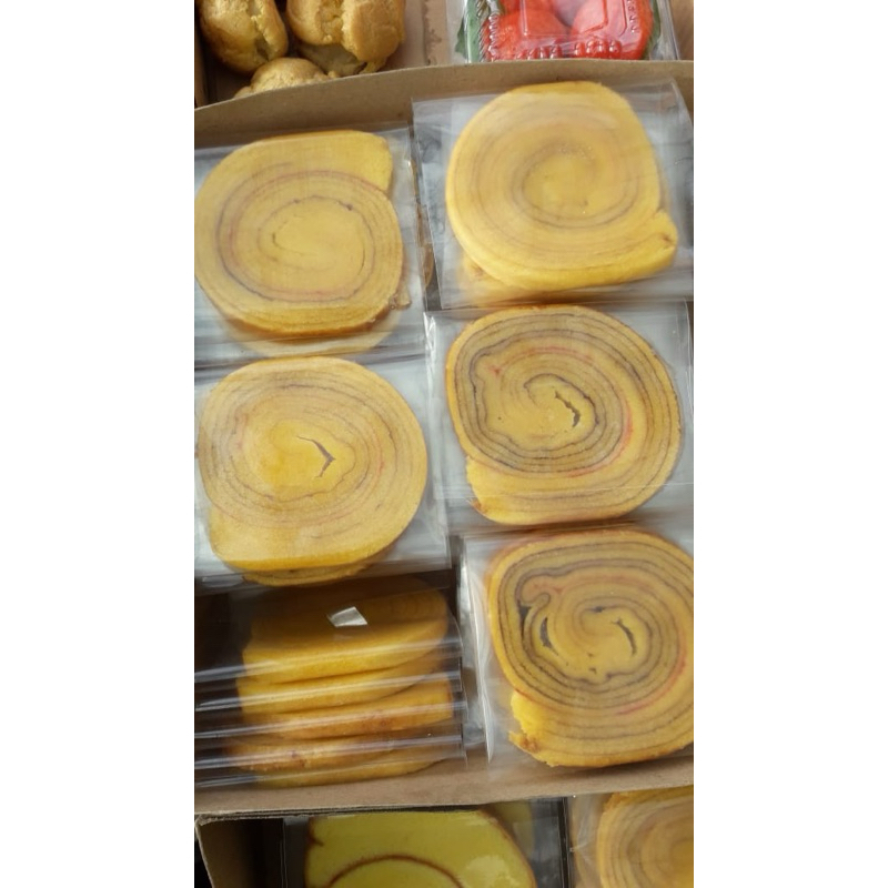 Jajanan Pasar Lapis Legit