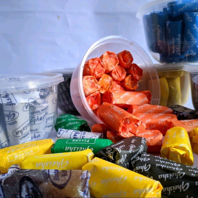 

Dodol Garut Aneka Rasa => 1 Kg