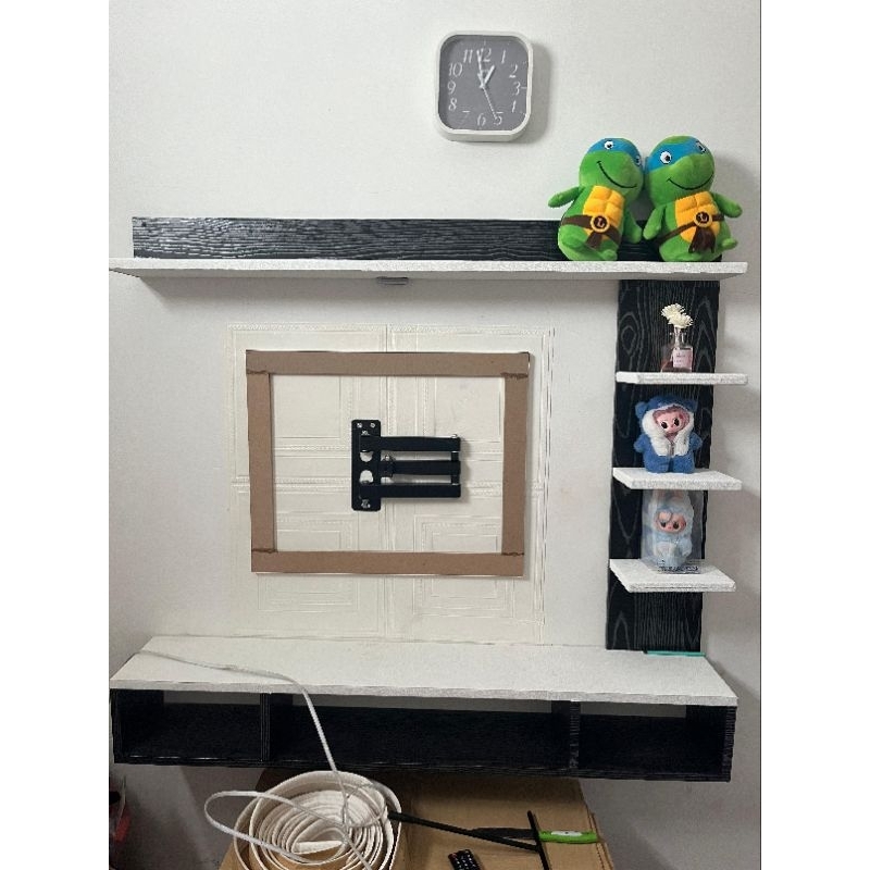 BACKDROP TV MINIMALIS / RAK TV