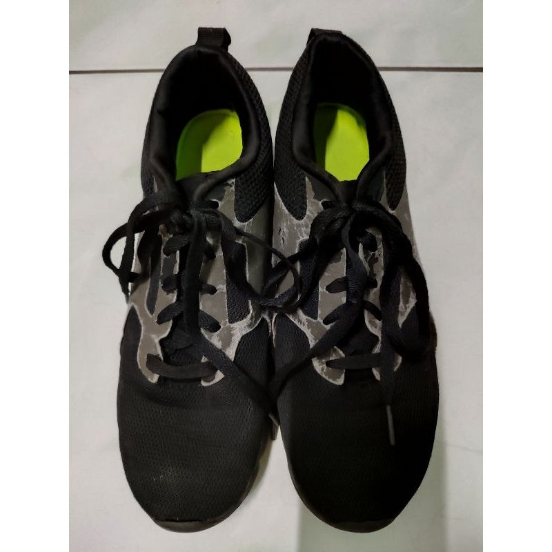 Sepatu Pria (Preloved)