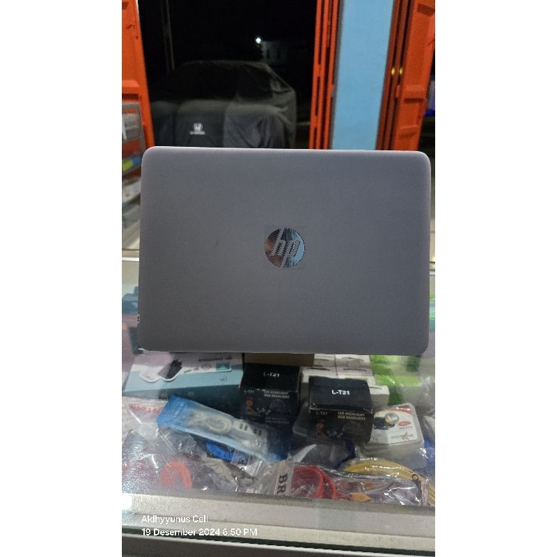 LAPTOP HP ELITEBOOK 820 G3 CORE I7 GEN 6 RAM 8GB SSD 256 MULUS LIKE NEW NORMAL BERGARANSI