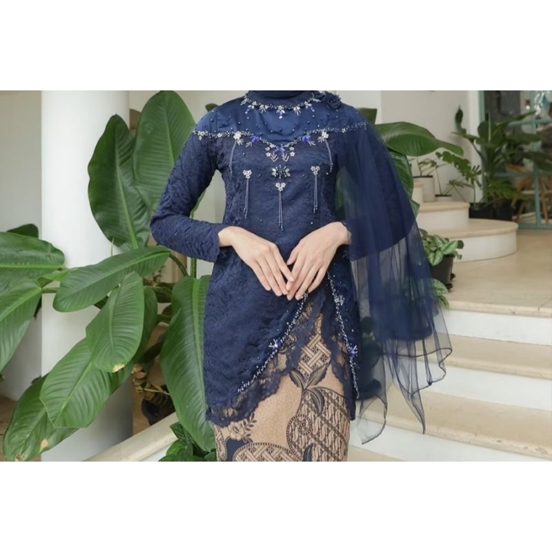 PRELOVED ATASAN KEBAYA NAVY