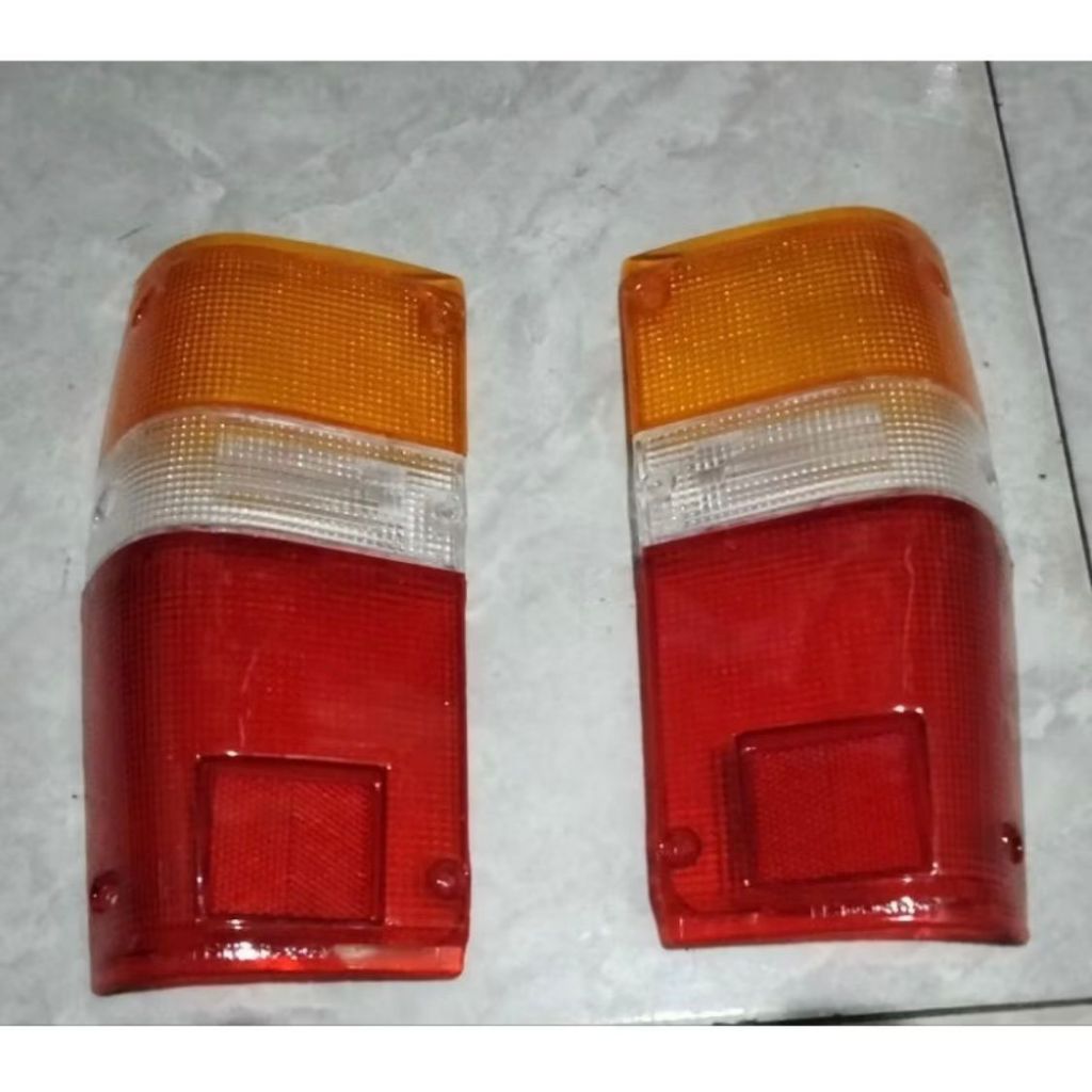 MIKA STOP/LAMPU BELAKANG KIJANG SUPER