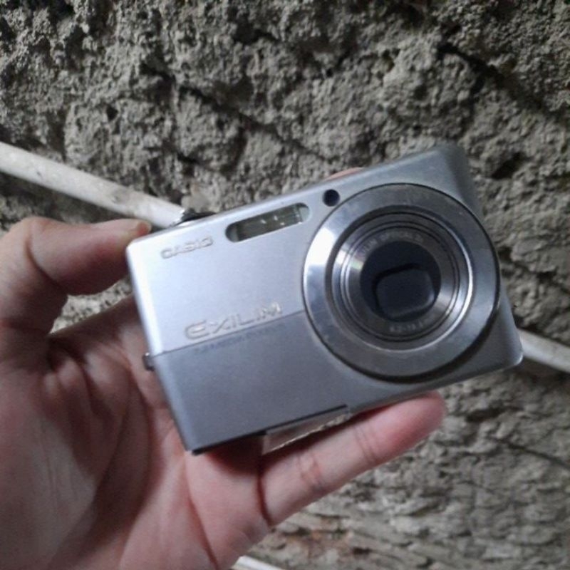 CASIO EXILIM EX-2700
