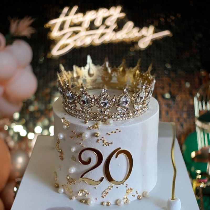 

mahkota cake //queen cake