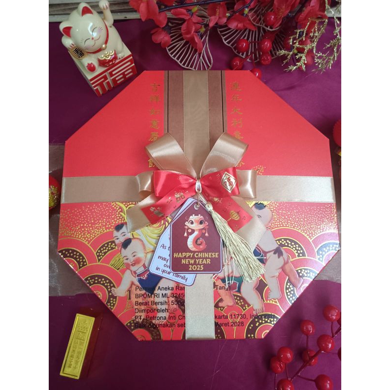 

Candy set | CNY Hampers | CNY Parcel | Hampers Imlek | Hantaran Imlek | Hadiah Imlek | Manisan Imlek | Permen Imlek | Snack Imlek | Jajanan Imlek | Snack CNY | Chinese New Year