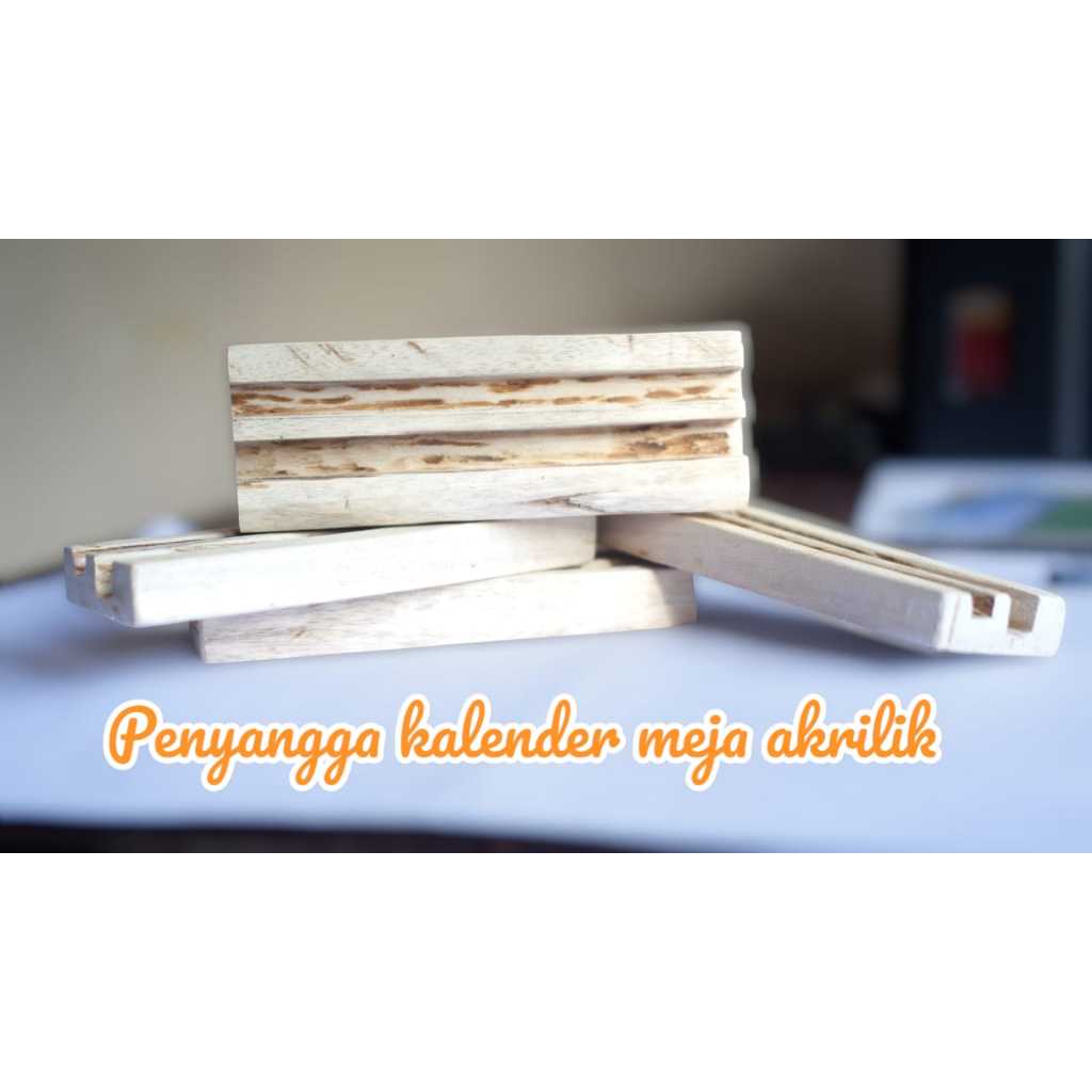 

penyangga kalender meja, akrilik unik plus tempat bolpoin