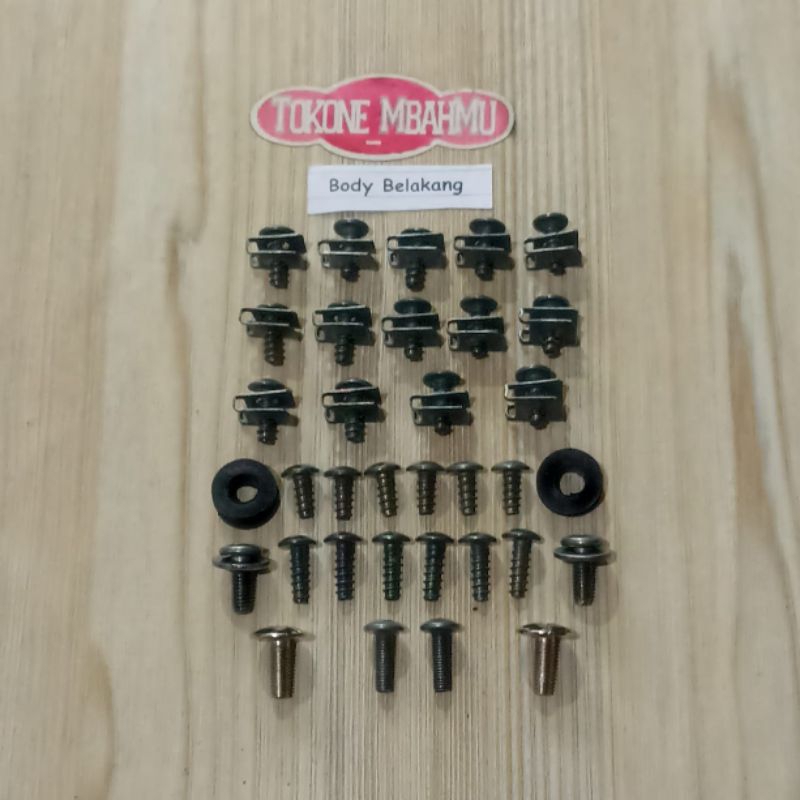 Baut Cover Body Bodi Body Belakang Yamaha Xeon Rc 125 FI Karbu Karburator