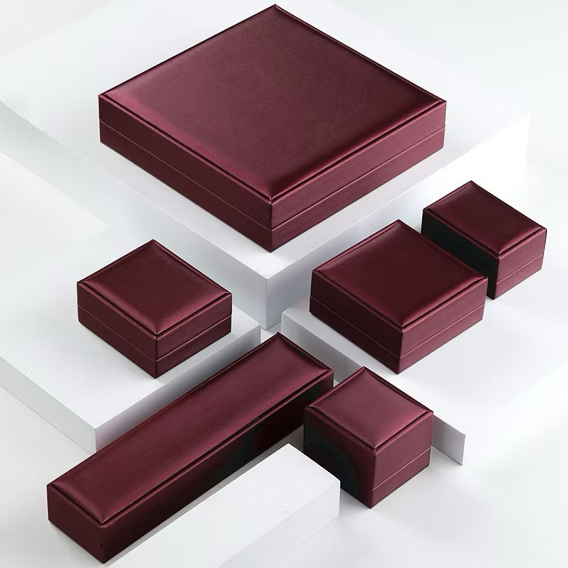 

Box Jewelry | Ring Box - Kotak cincin | Kotak perhiasan kalung liontin | Hadiah Gift Pasangan Couple