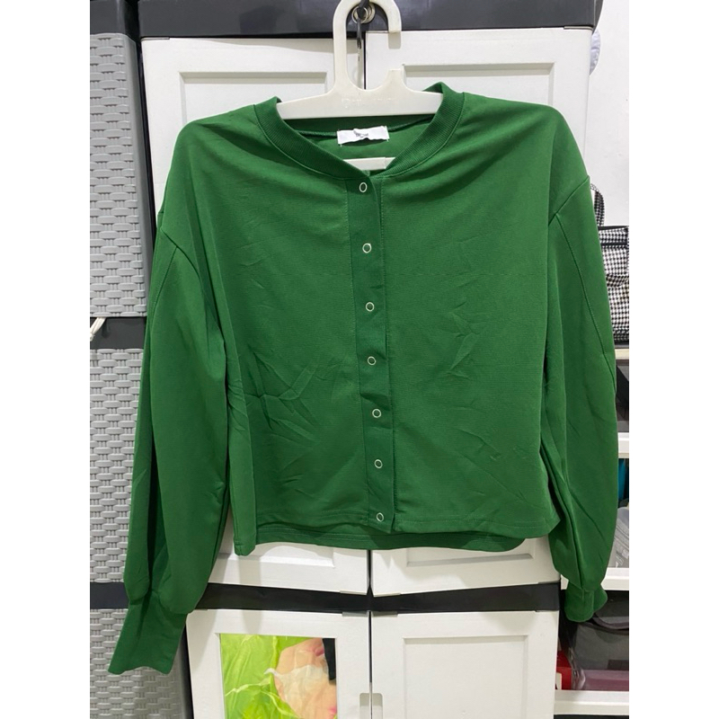 cardigan hijau